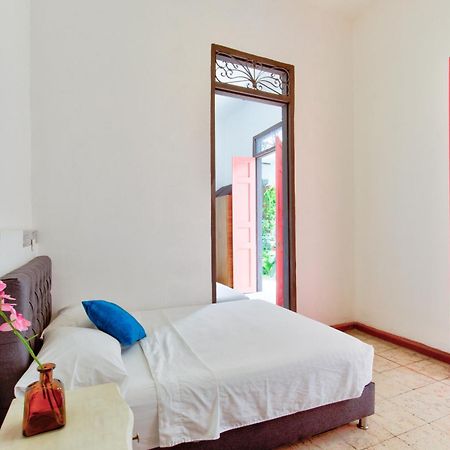 Casa Blanca San Antonio Hostal Boutique Cali Esterno foto
