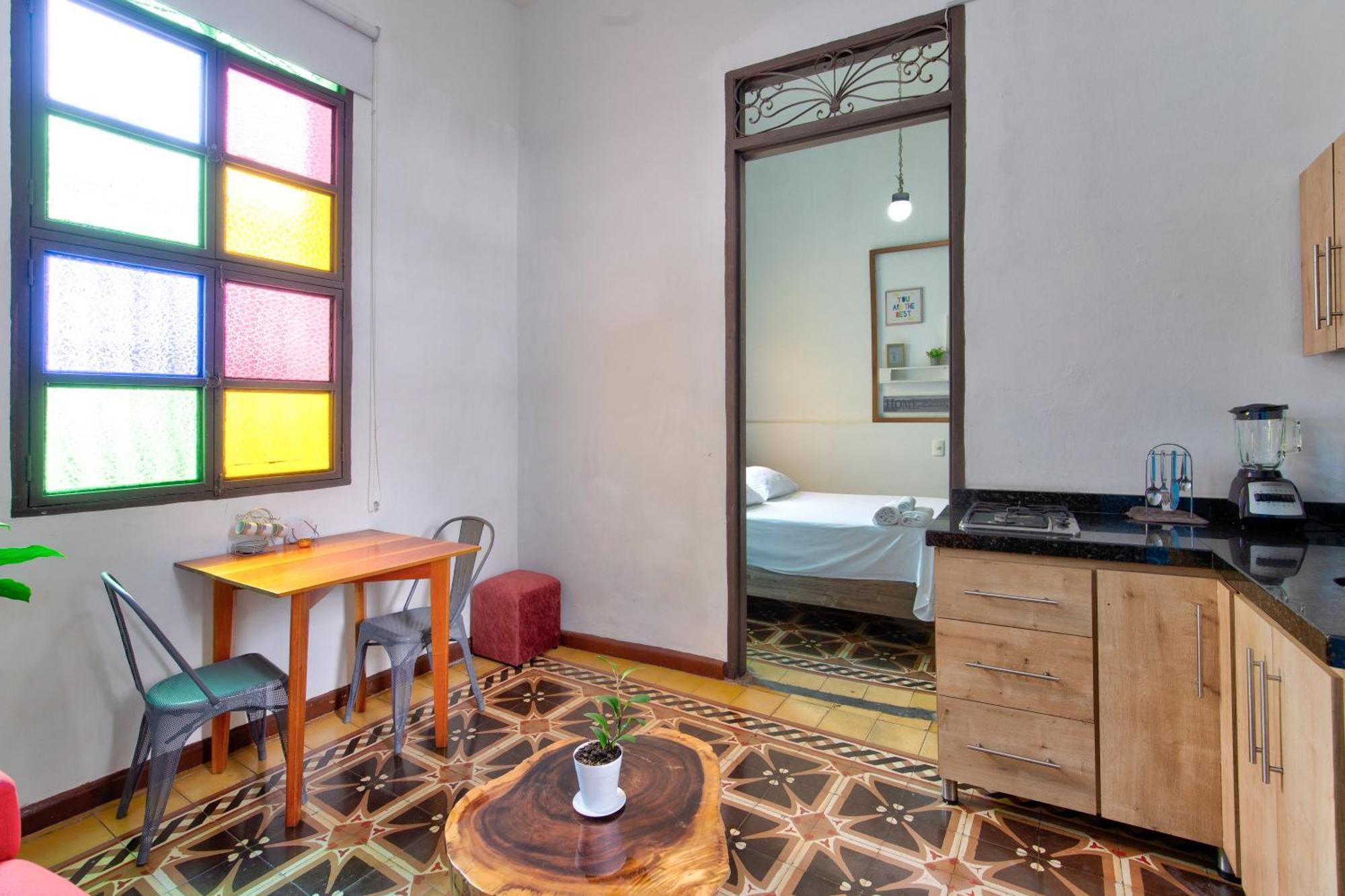Casa Blanca San Antonio Hostal Boutique Cali Esterno foto